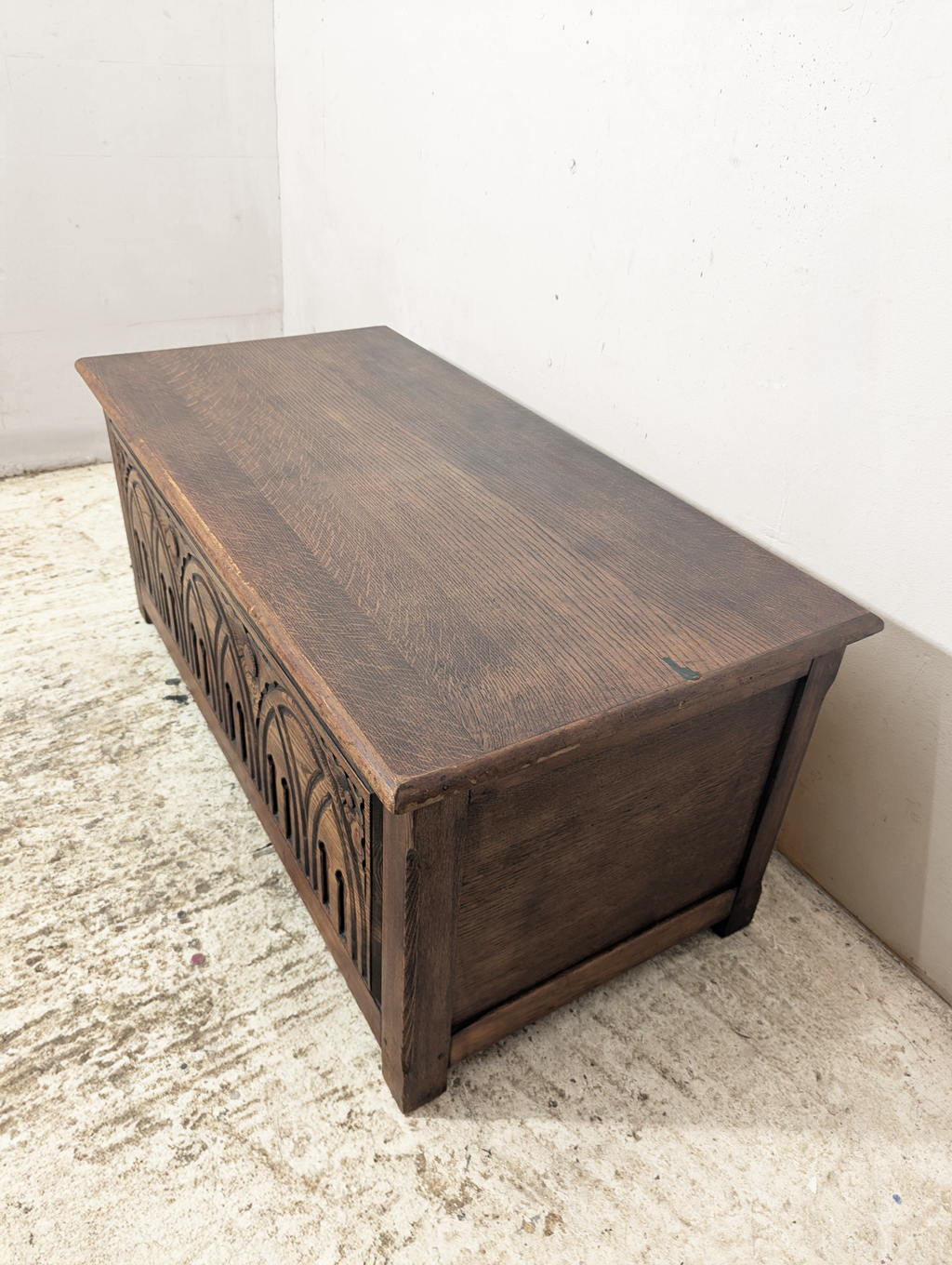 MCM - Oak Blanket Box