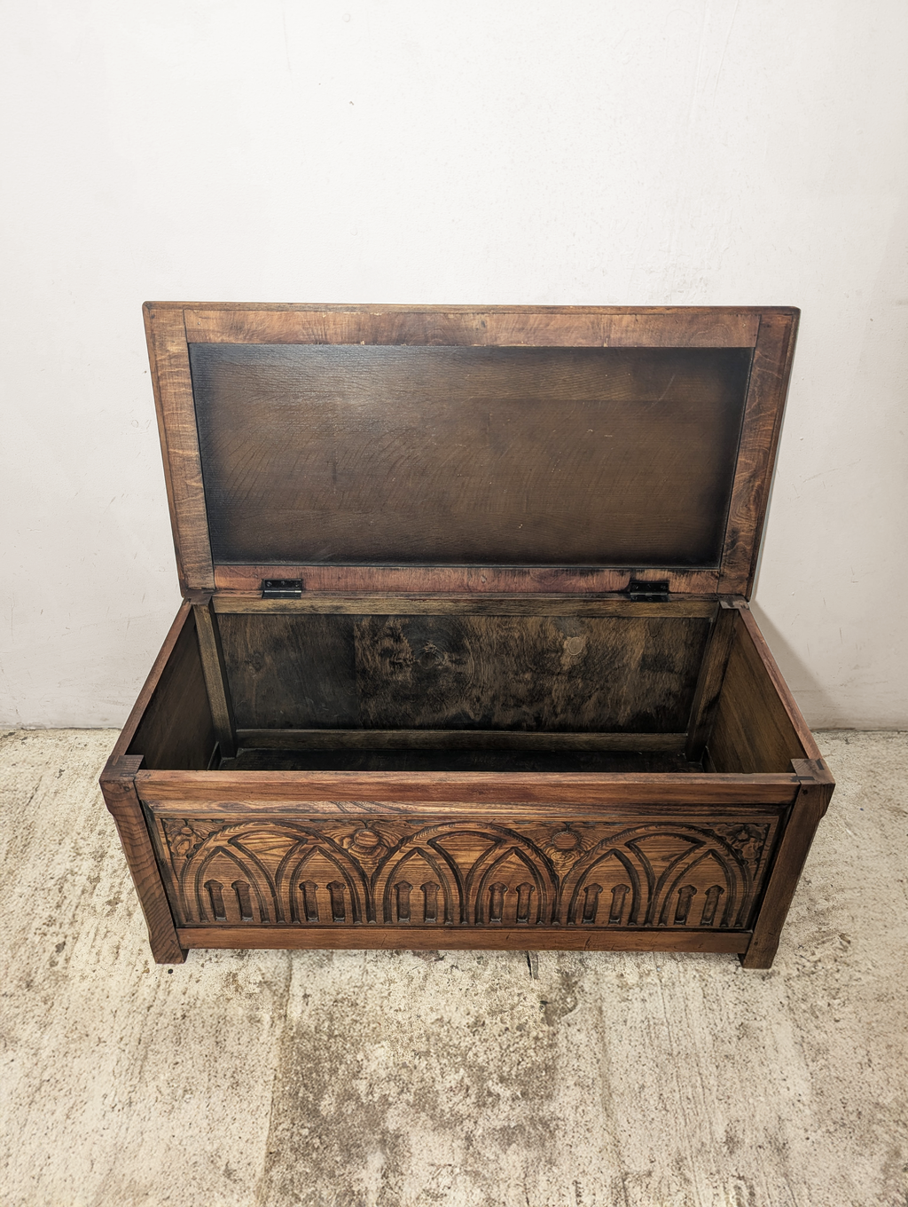 MCM - Oak Blanket Box